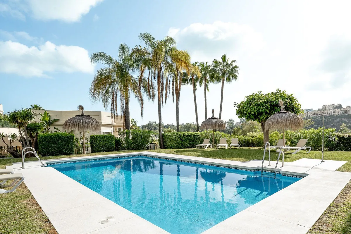 3f39def8-ef3a-4120-a617-f38628880efb