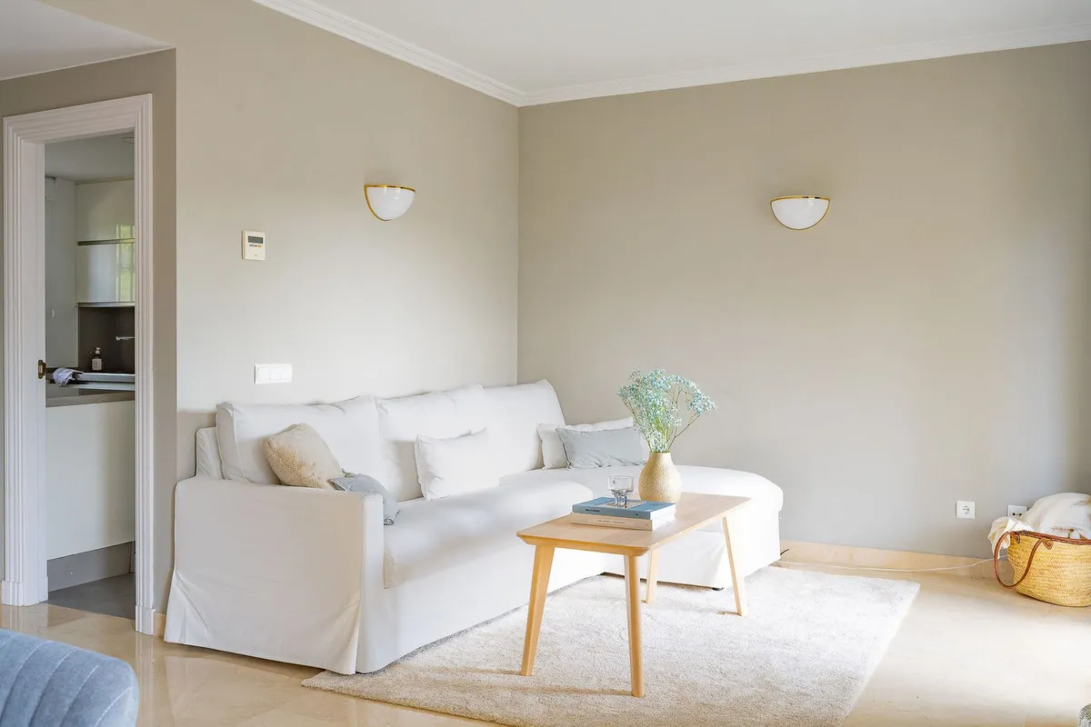 c84cdc6a-8857-4e81-9f01-30612cc68771