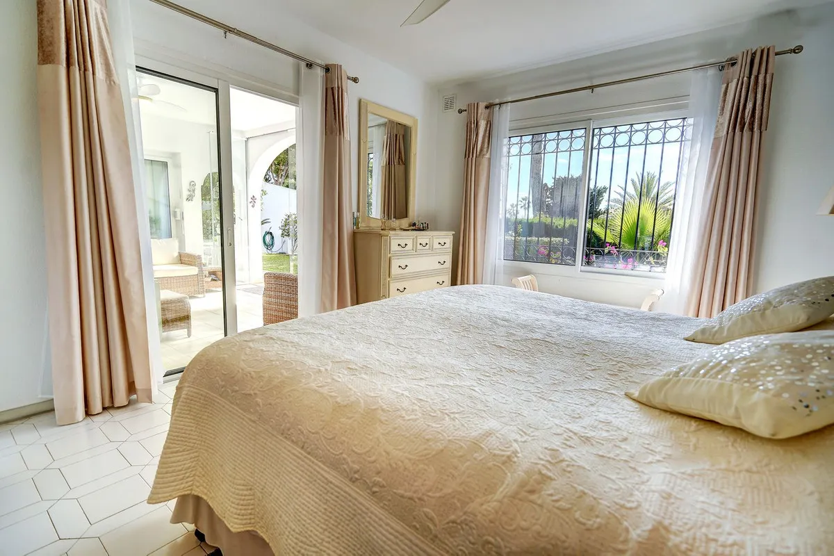 298bb5d2-447b-48b8-8dc7-3ff360510f56