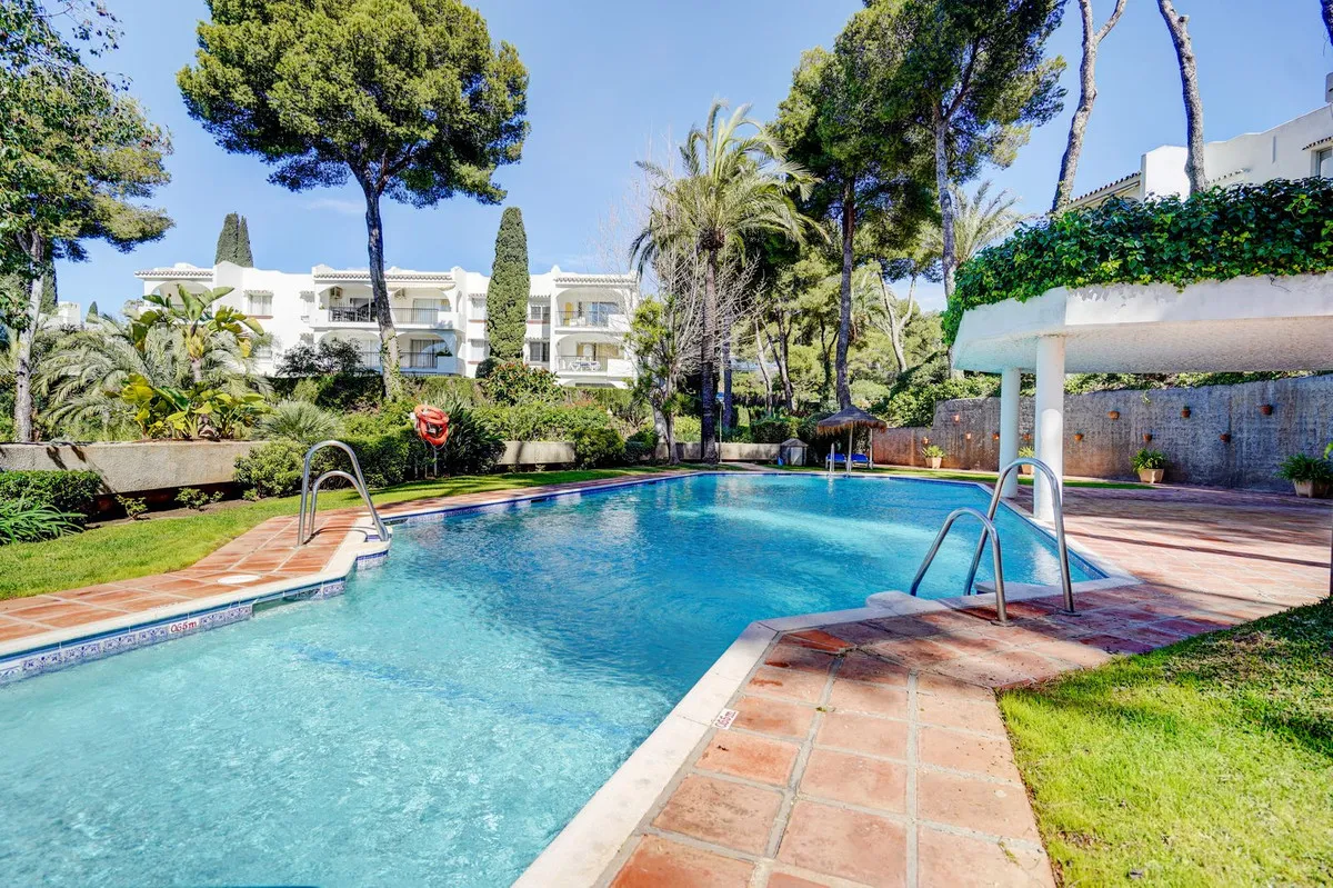 4fa5b53c-c283-48aa-8464-e303d9779cc2