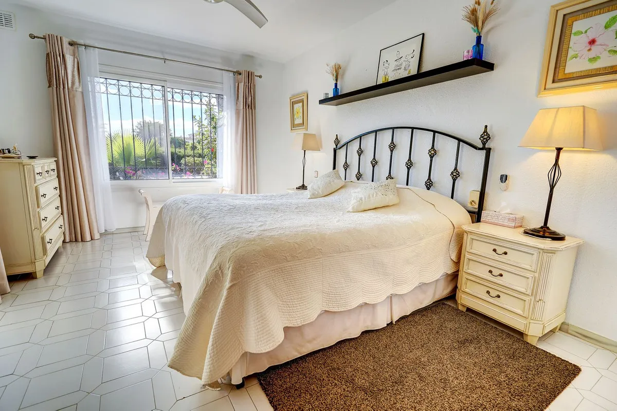 566262f9-bb19-4e9c-95af-02f9618445fa