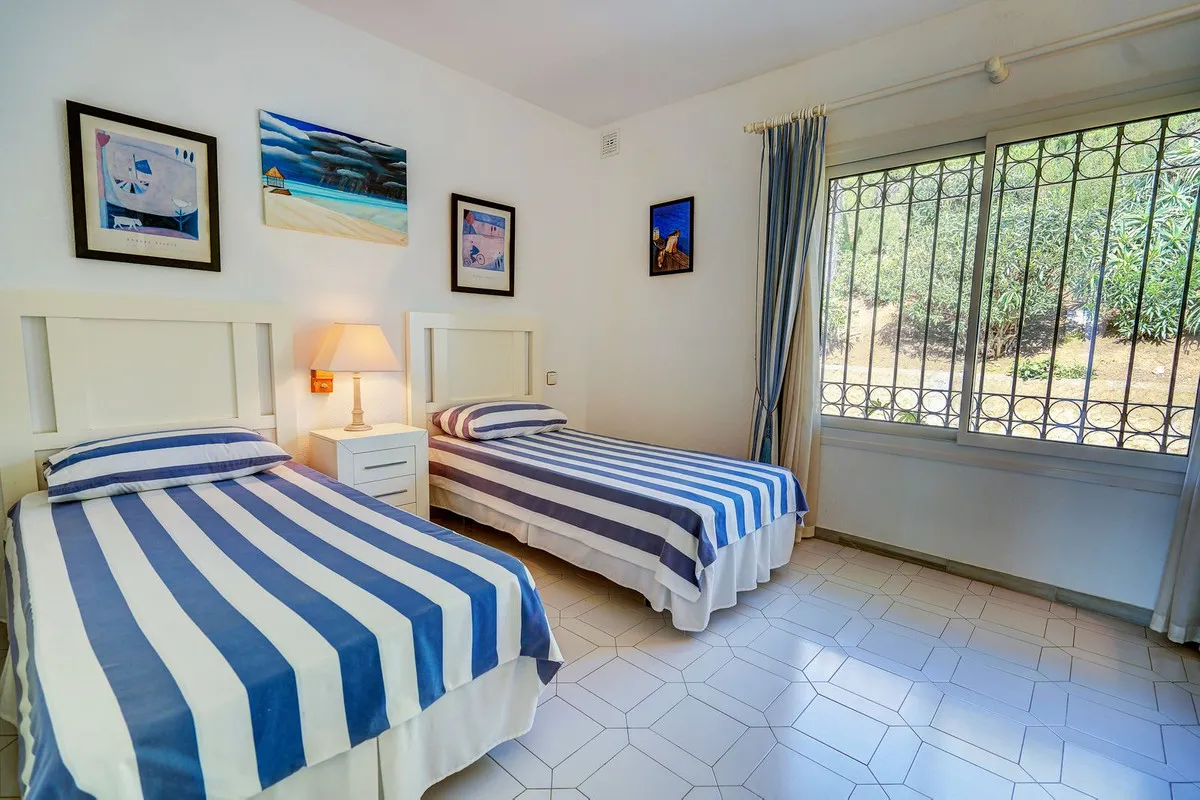 97663be2-6195-4009-8a0d-5de3b64f1e58