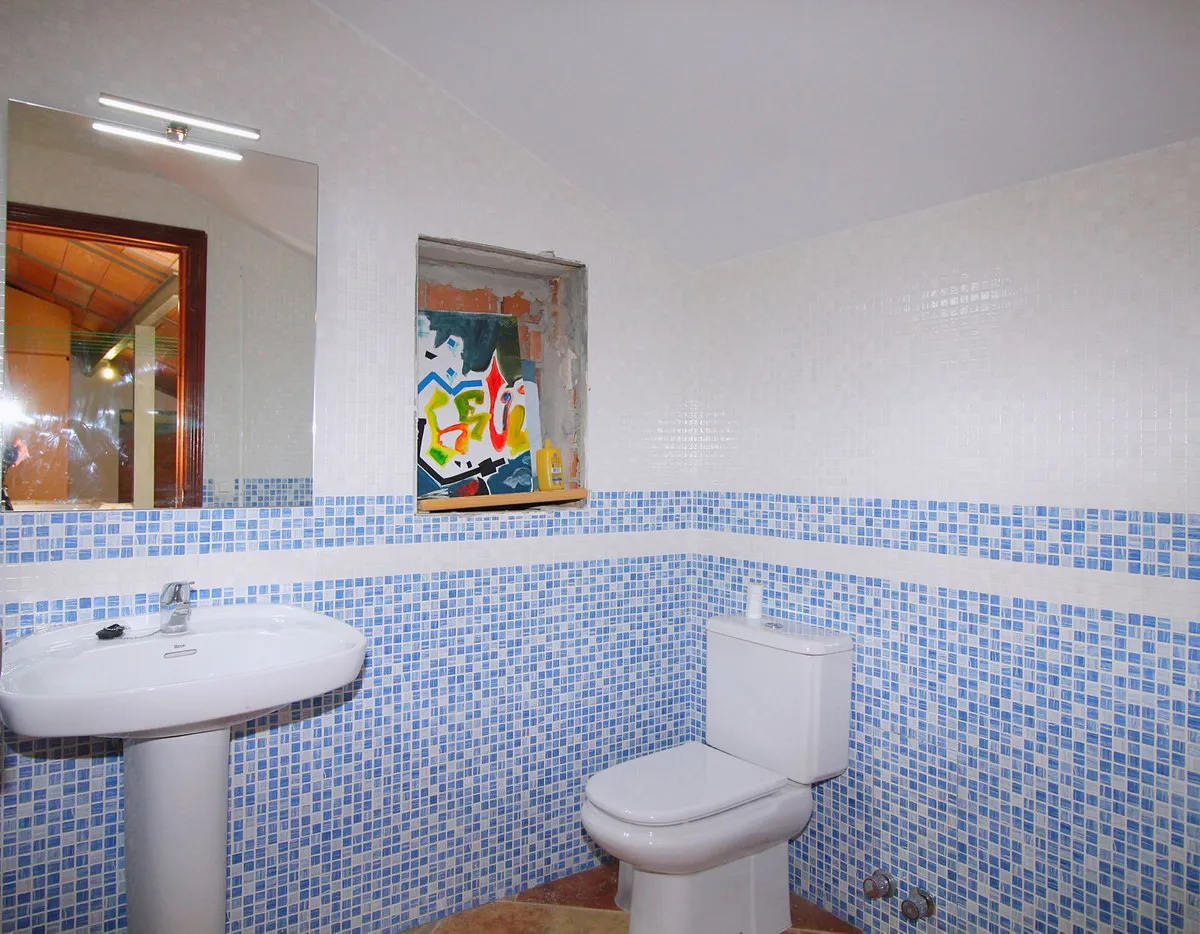 1fcb5ce4-f607-419d-b886-1a95427f644d