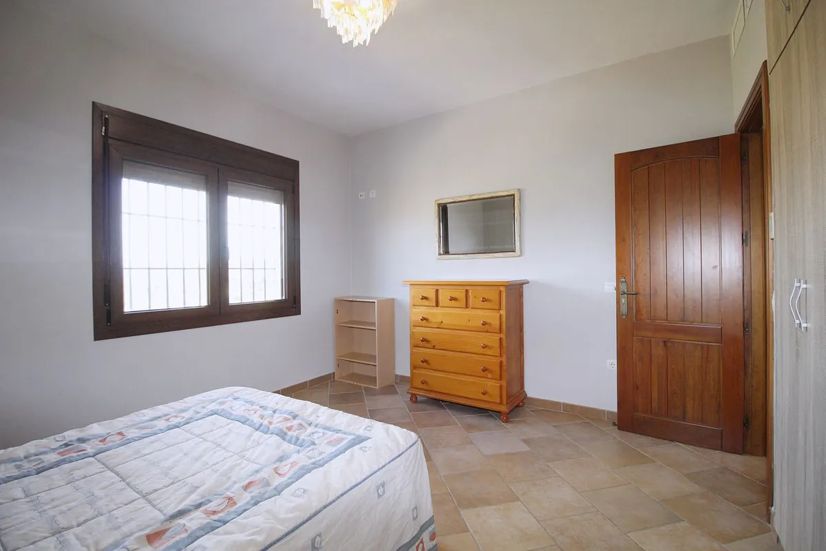 29d9bac3-5c73-40c4-ab54-3f01b54eb41a