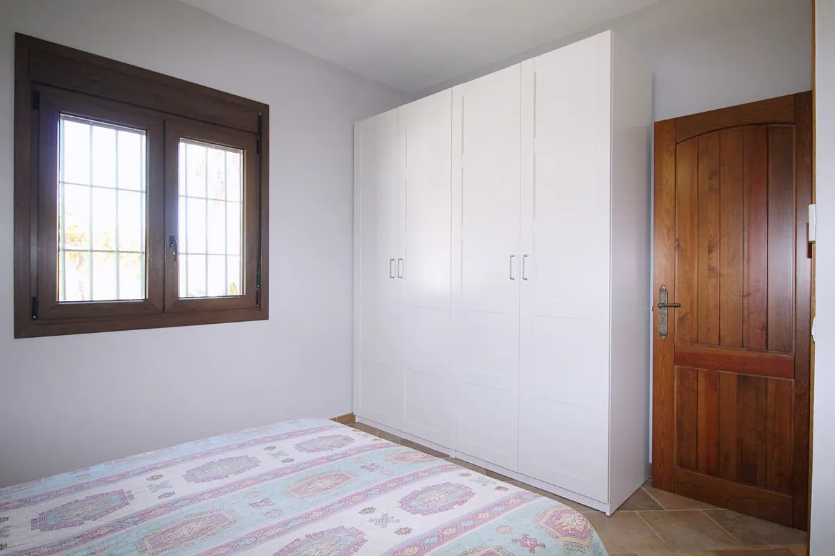 5cdfc8df-f98a-4e61-ad31-409830e6fb5e