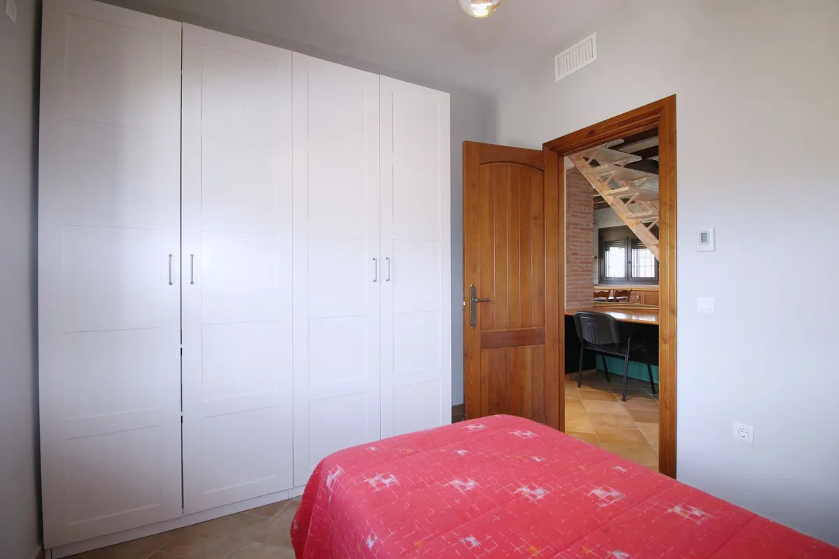 7f001861-007f-46fa-a675-7c59d6f6f6fc