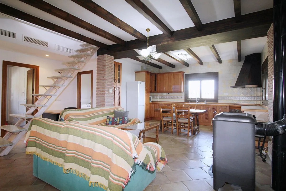 87374723-e00b-43ca-a9ce-f187d853ce3f