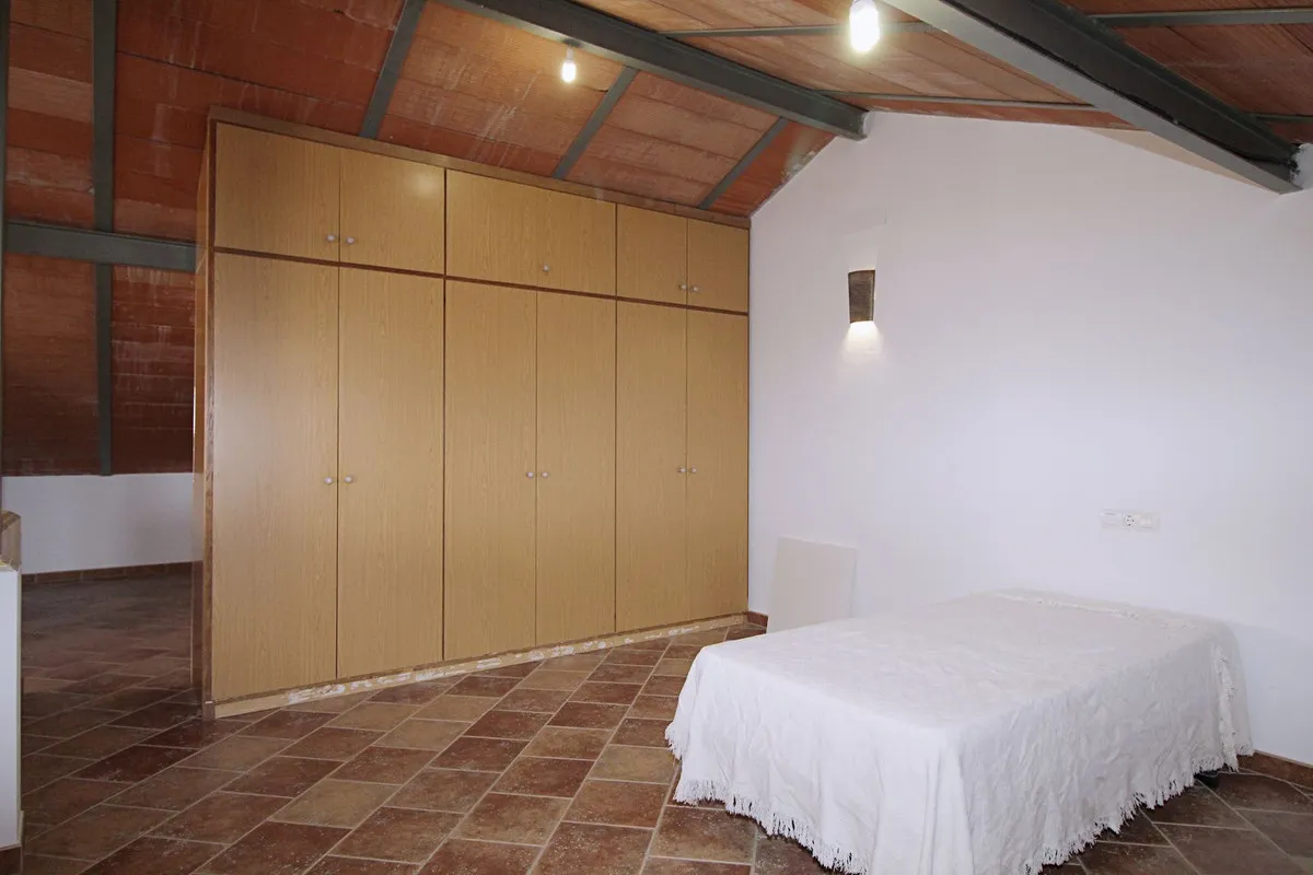 bdbb048e-526b-41e0-8dd3-3cd4c234d7fb