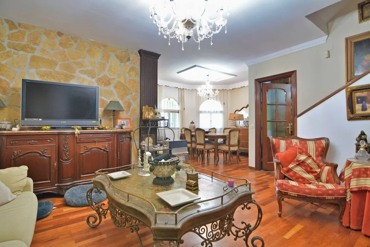 318d9e25-08a8-4c0d-89a2-d8a8afa63cc0