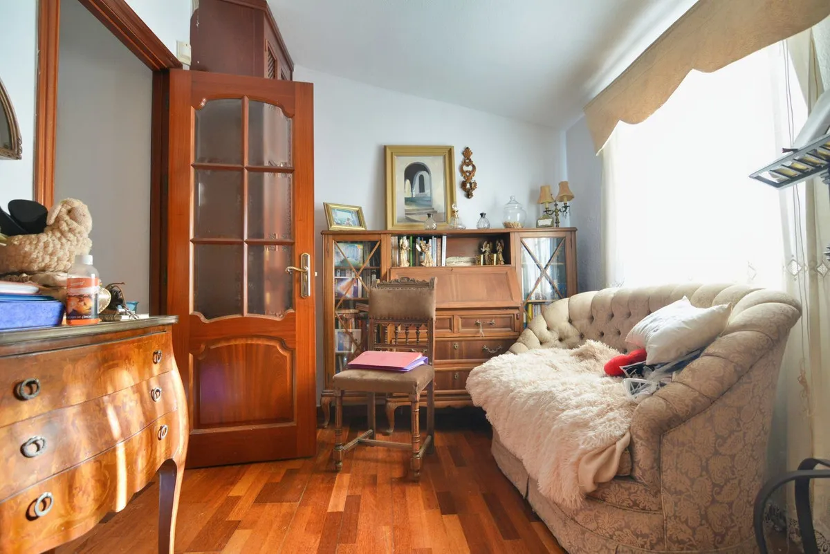 ba1423b9-c39b-4d70-8704-303b9c5d1946