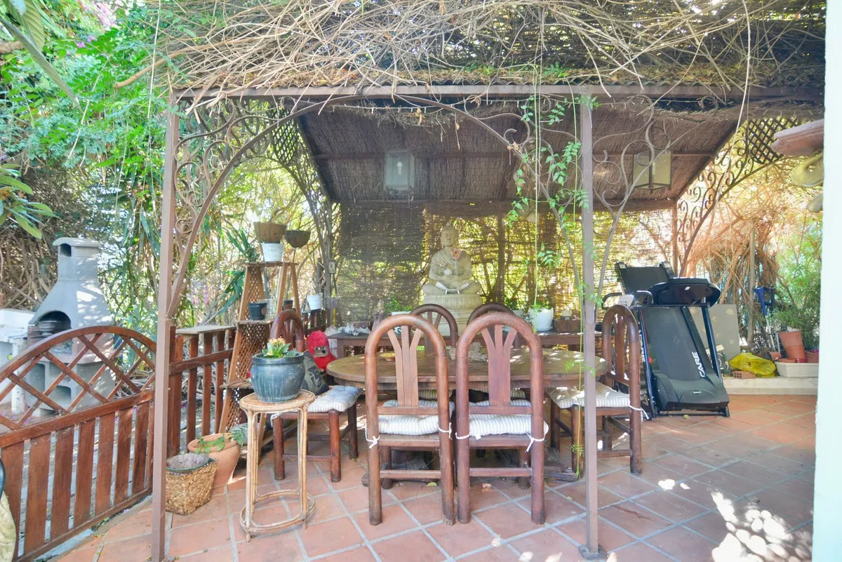 bd5b6eec-aa99-4b79-b617-fb3cc39d345b