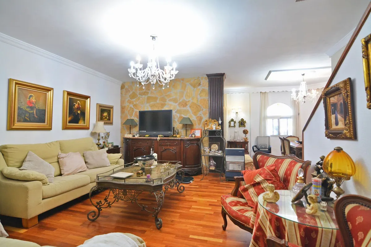 db122d8b-8802-4f8d-8e74-3c8e0f1ba4a4