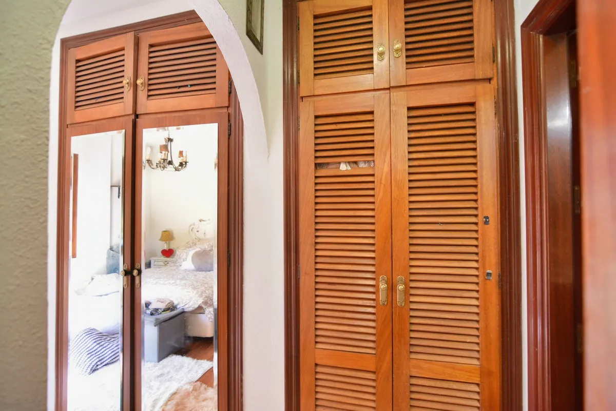 efdbd4b6-c611-40ee-a989-48f39b1c046c