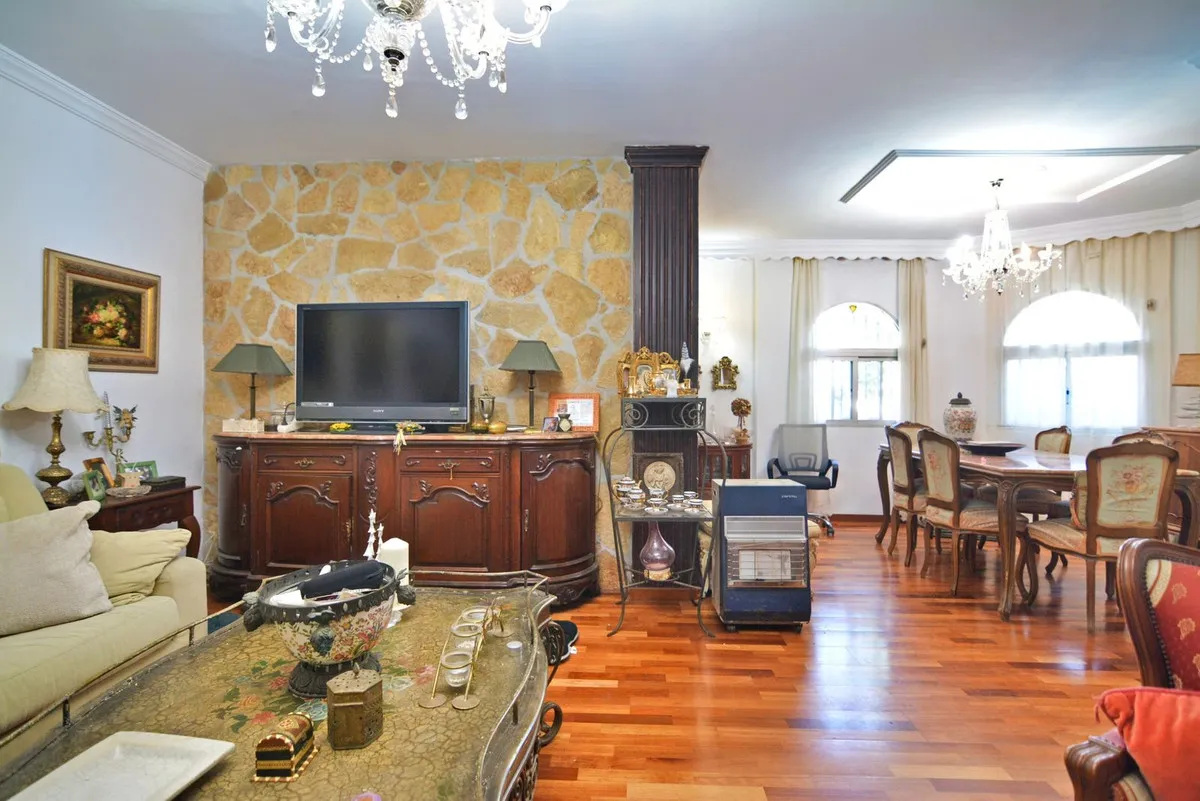 f04525e3-dd31-45f4-91ef-62f0c288124e