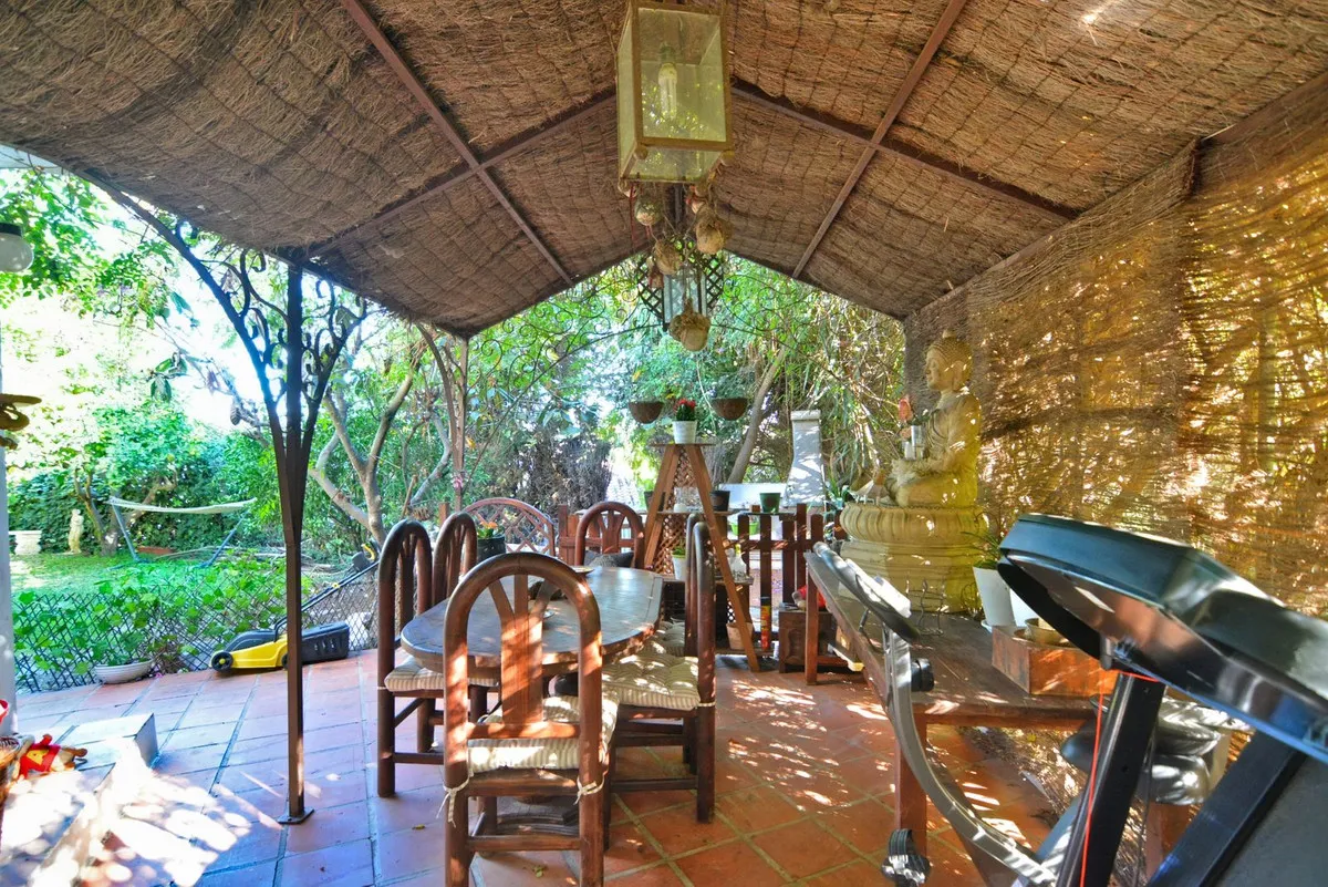 f6e14ba6-e809-4734-a011-fc43e36706c5