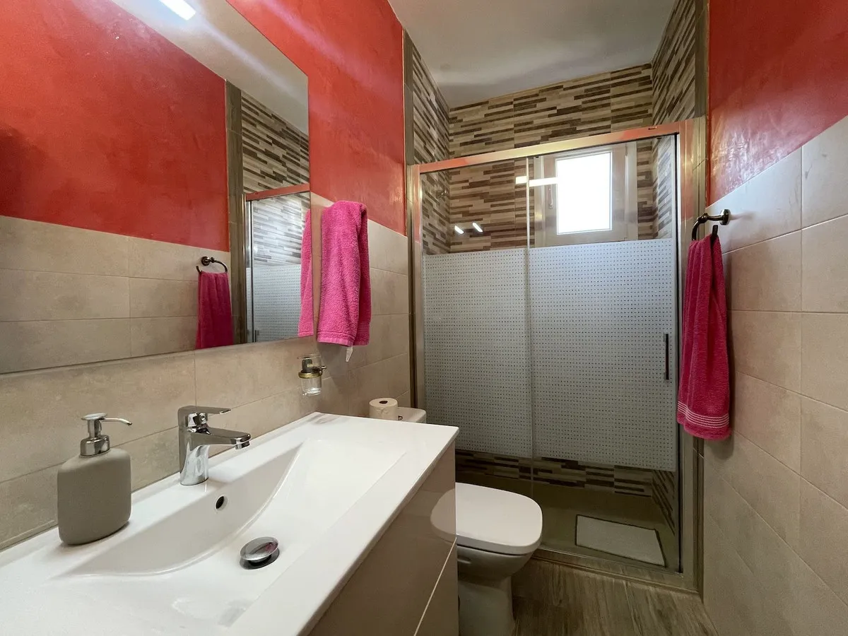 53bc7df1-55c8-4b8b-bf01-87d9f3620f6f