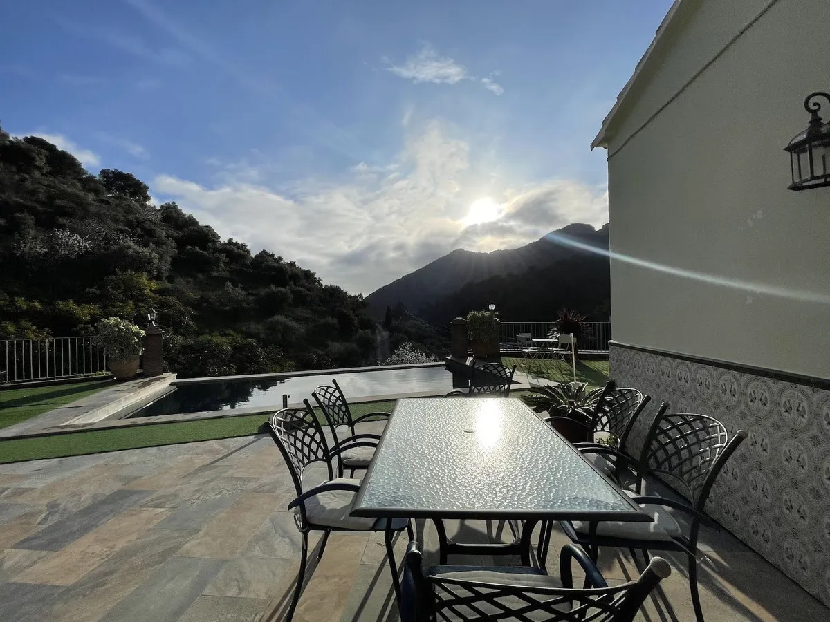 6658946f-7e85-4158-8df6-e18436f66176