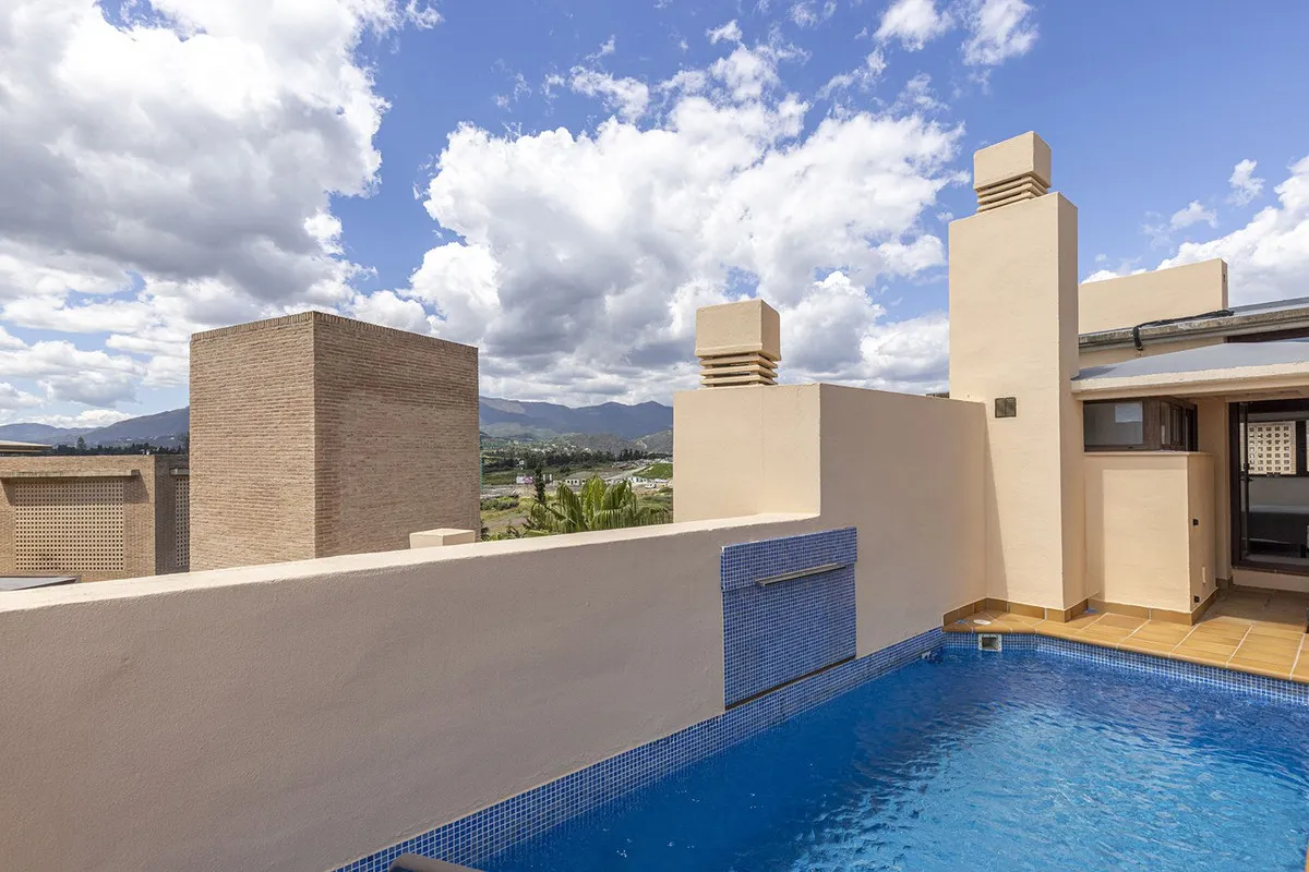 0bd72590-8ced-4834-b669-06340f1da1ea