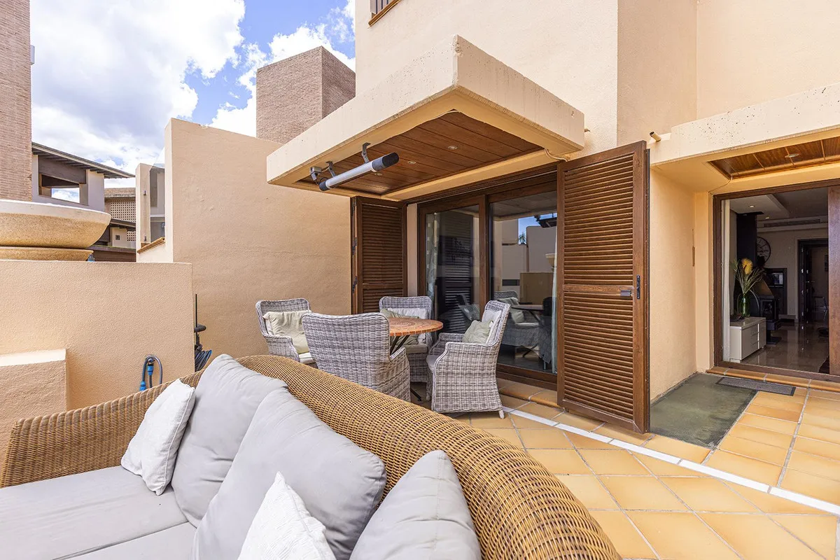 2b283148-e3e6-40e2-bd49-be6f4dbfc8eb