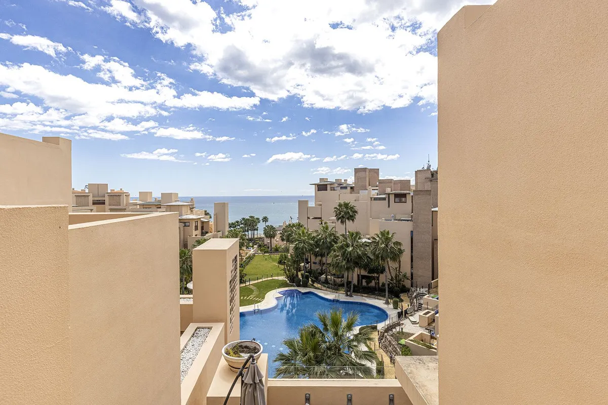 8597b0e8-b9bc-4bdc-b5c3-f56df9174608