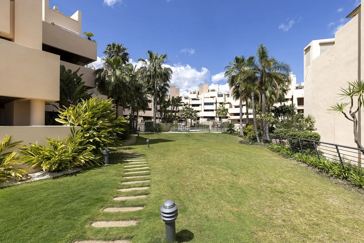 a6b650a9-e4e6-45a2-b303-ec8f3cb9dd6c