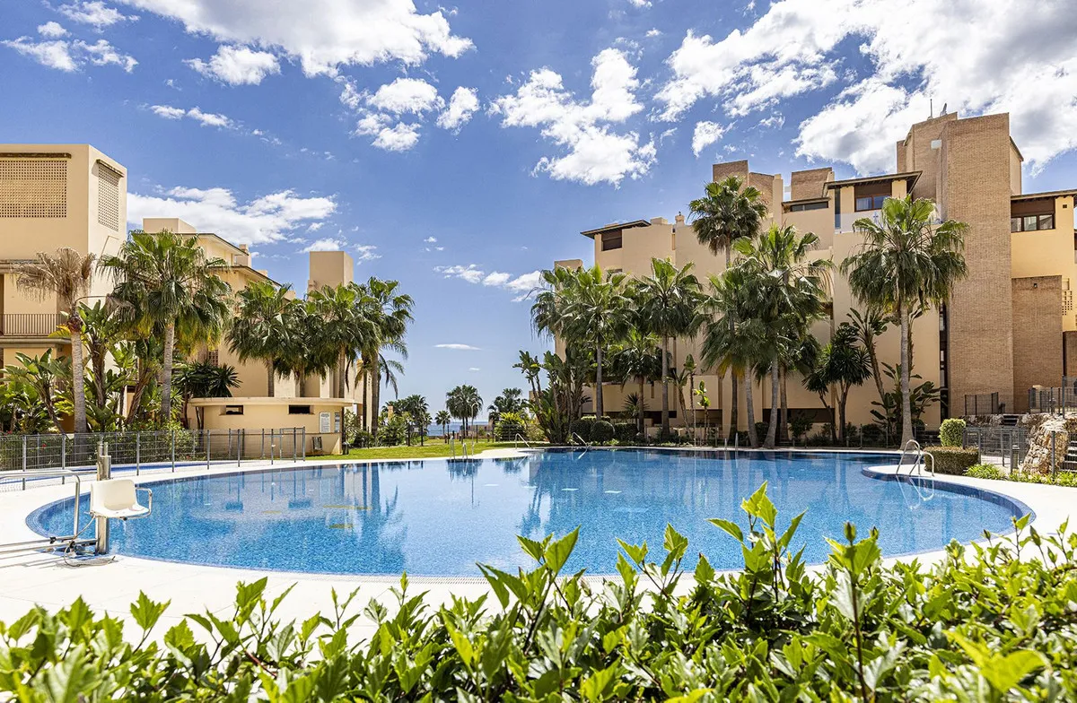 a876f56b-b8c0-42ac-8988-b7253af8182f