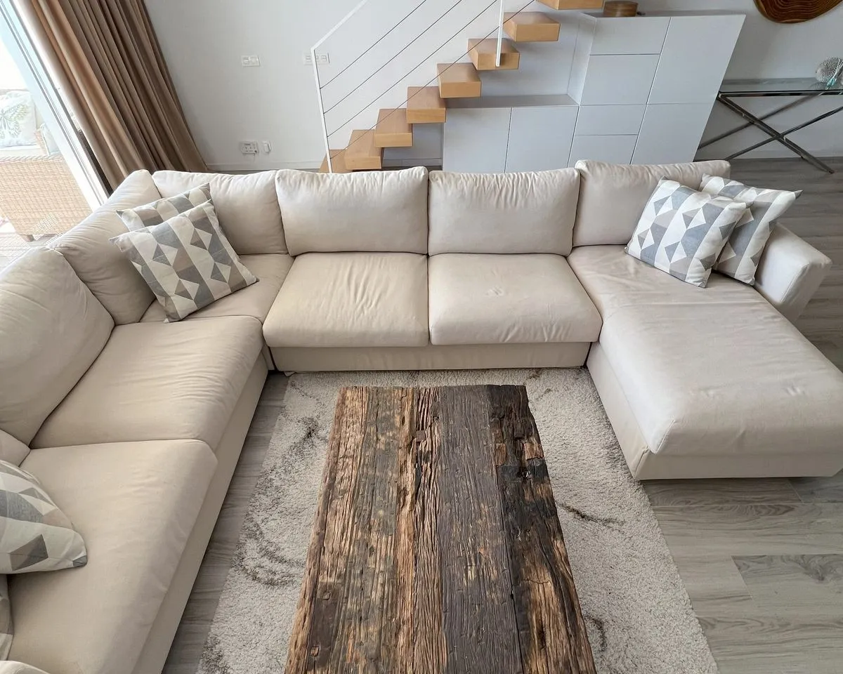 e8fa5f4e-8f0c-4e36-a17d-3be7720971bb