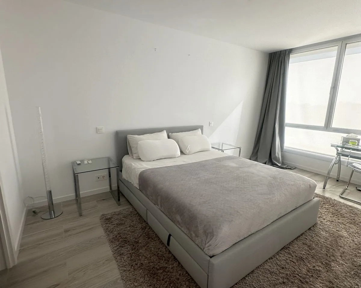 f8c8ec46-9947-4d7a-b29e-7ab58d4170de