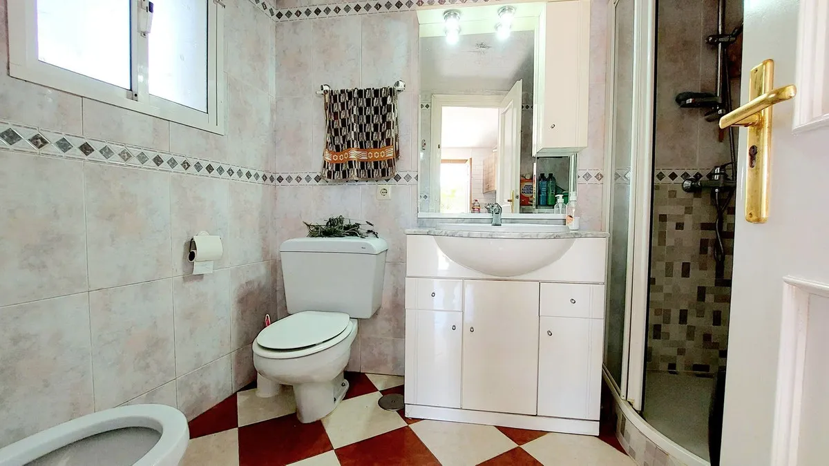 2cb1bb29-464a-46ac-98f1-8e9516080863