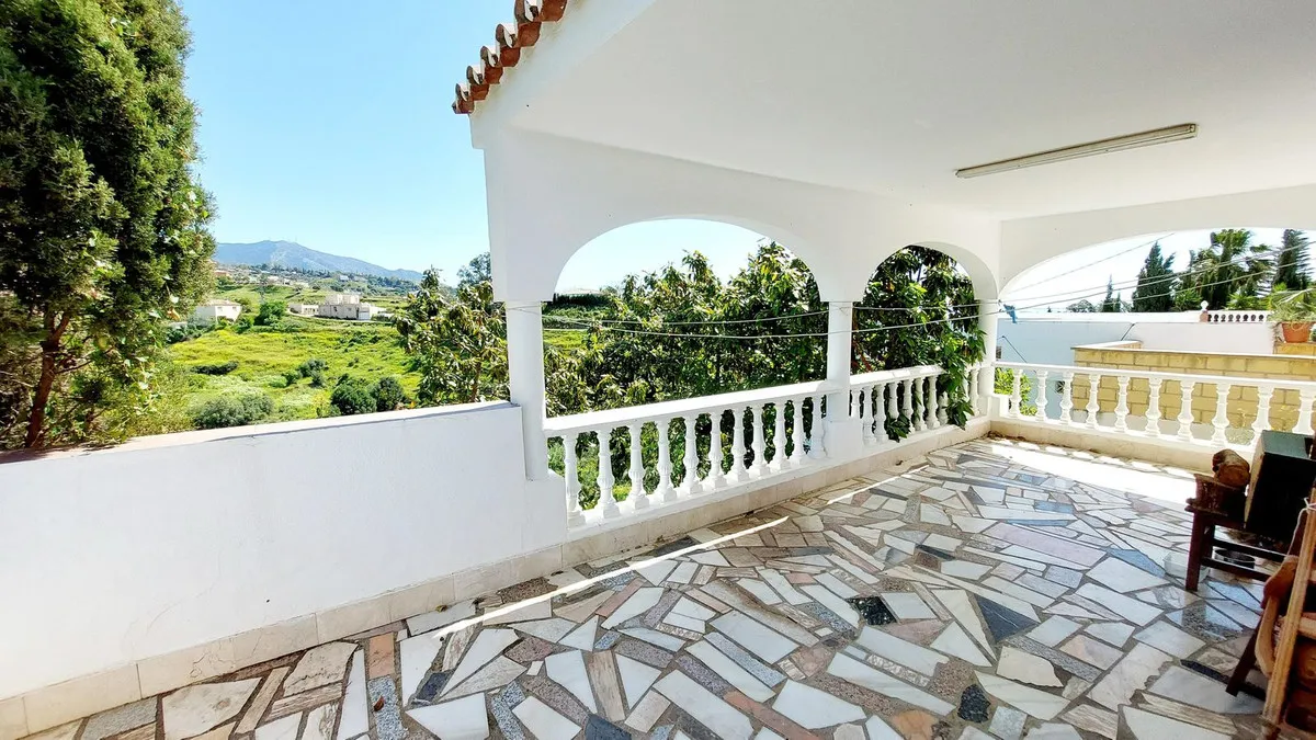 875e8552-d945-401b-b0c1-0c78b489e92d