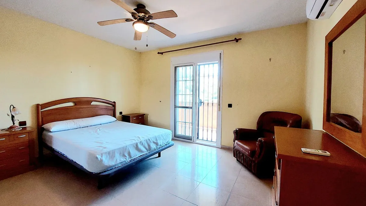 9f11f0ca-0821-4c00-9f12-98c2c3de2001