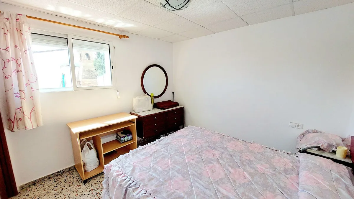 a3aa834c-e11b-44d6-9694-e8577addb1e4