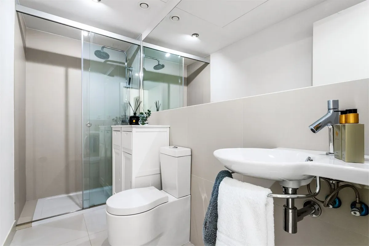 017d2fa5-7815-4074-ab4b-143a60faa499