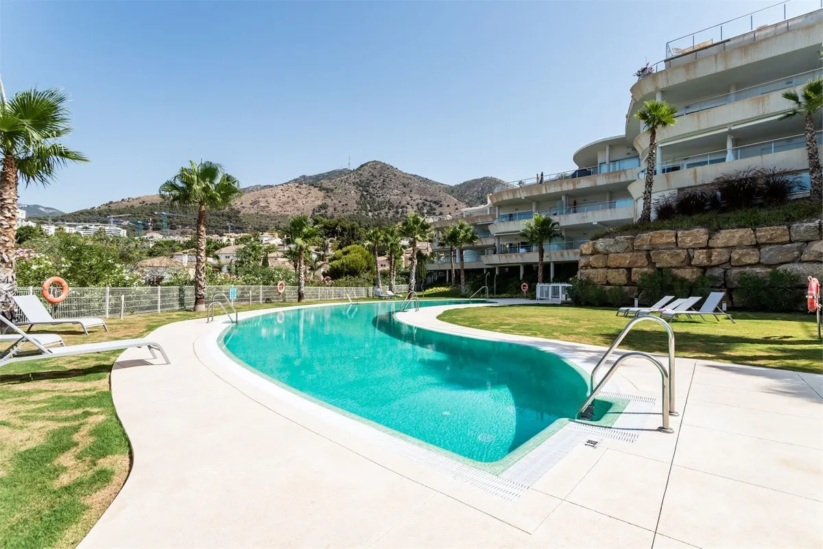 fcdaba8d-8394-40c7-89cd-df4e6a6d70cc