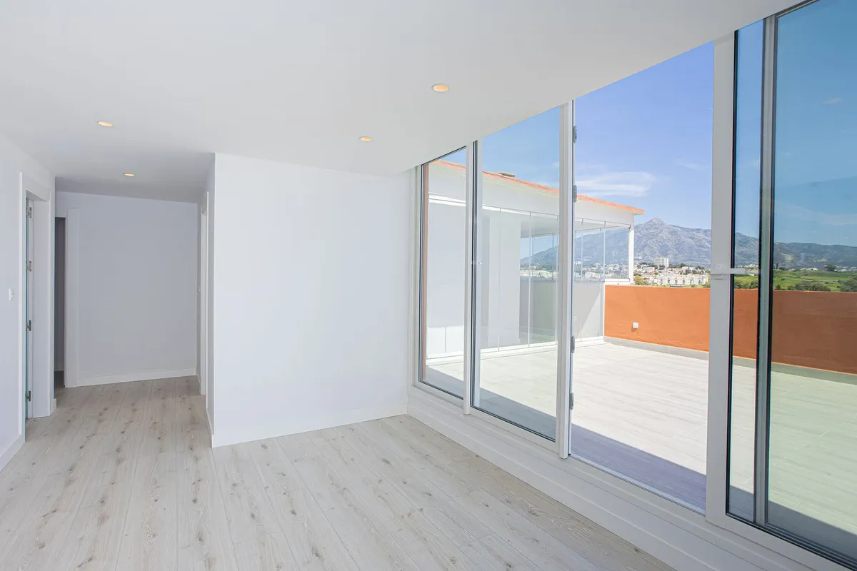 cbeca284-d533-4612-b180-688f58ef4b05