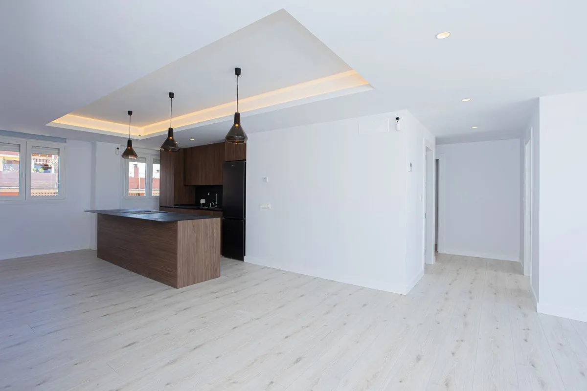 ddbf882f-3c7e-466d-a293-c4ec78f0f07f