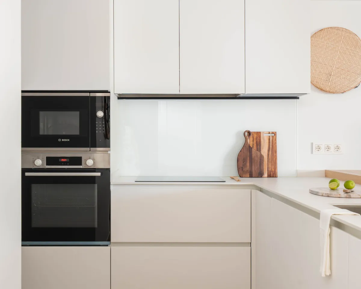 1b4dd21c-918e-49ba-8547-388c9e9c6d3d