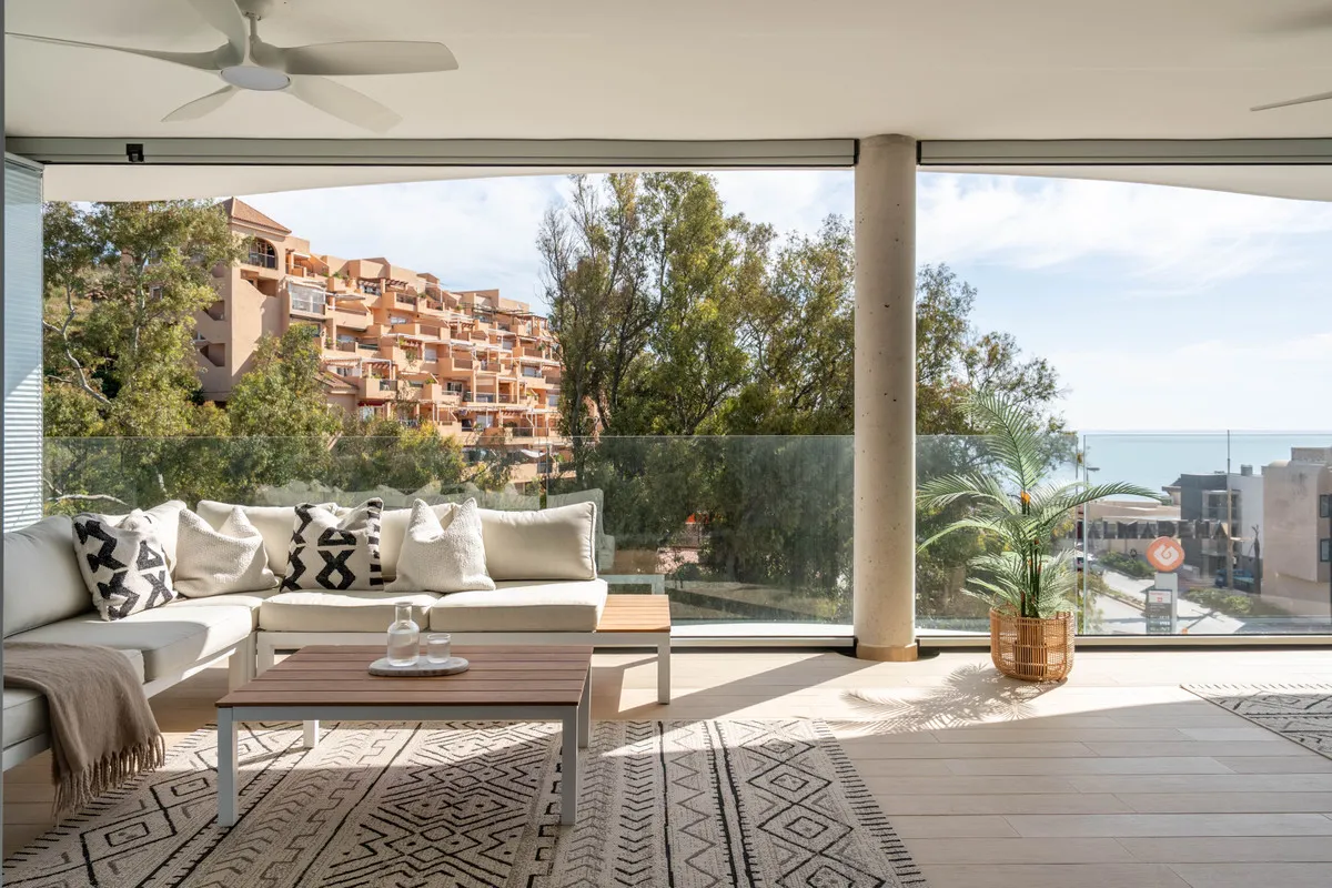 25557ac7-d599-44db-9aef-5247ffeec33e