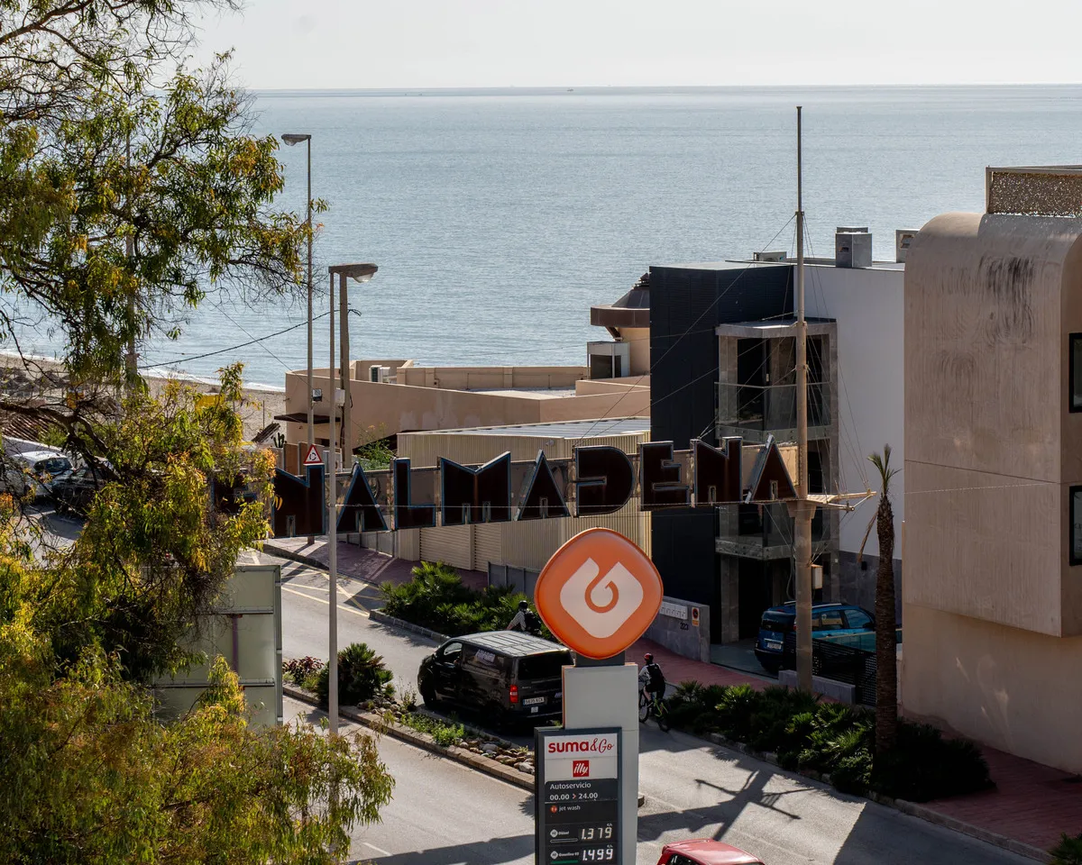 5c9d9efe-e871-45c8-9829-089037ad1dd9