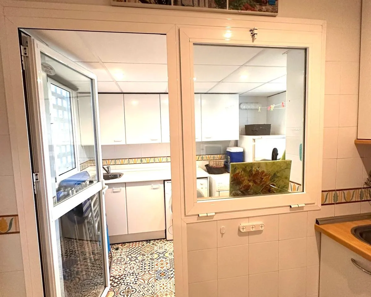 ec06055f-5b09-4033-bcf4-4f2ce4ac604f