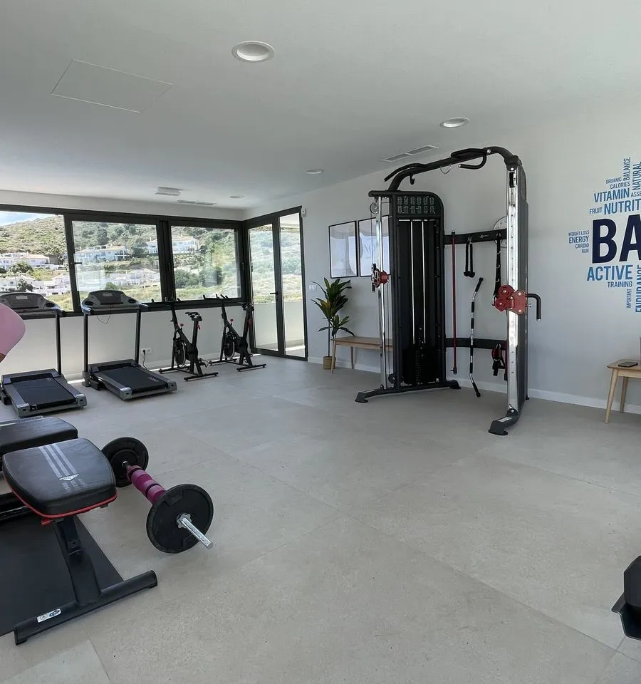 a1913b2c-76f7-415e-81b3-a4e57643619b