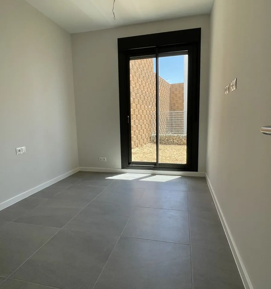 eafd7e07-32a3-4cbe-a67c-c6dae78e55e8