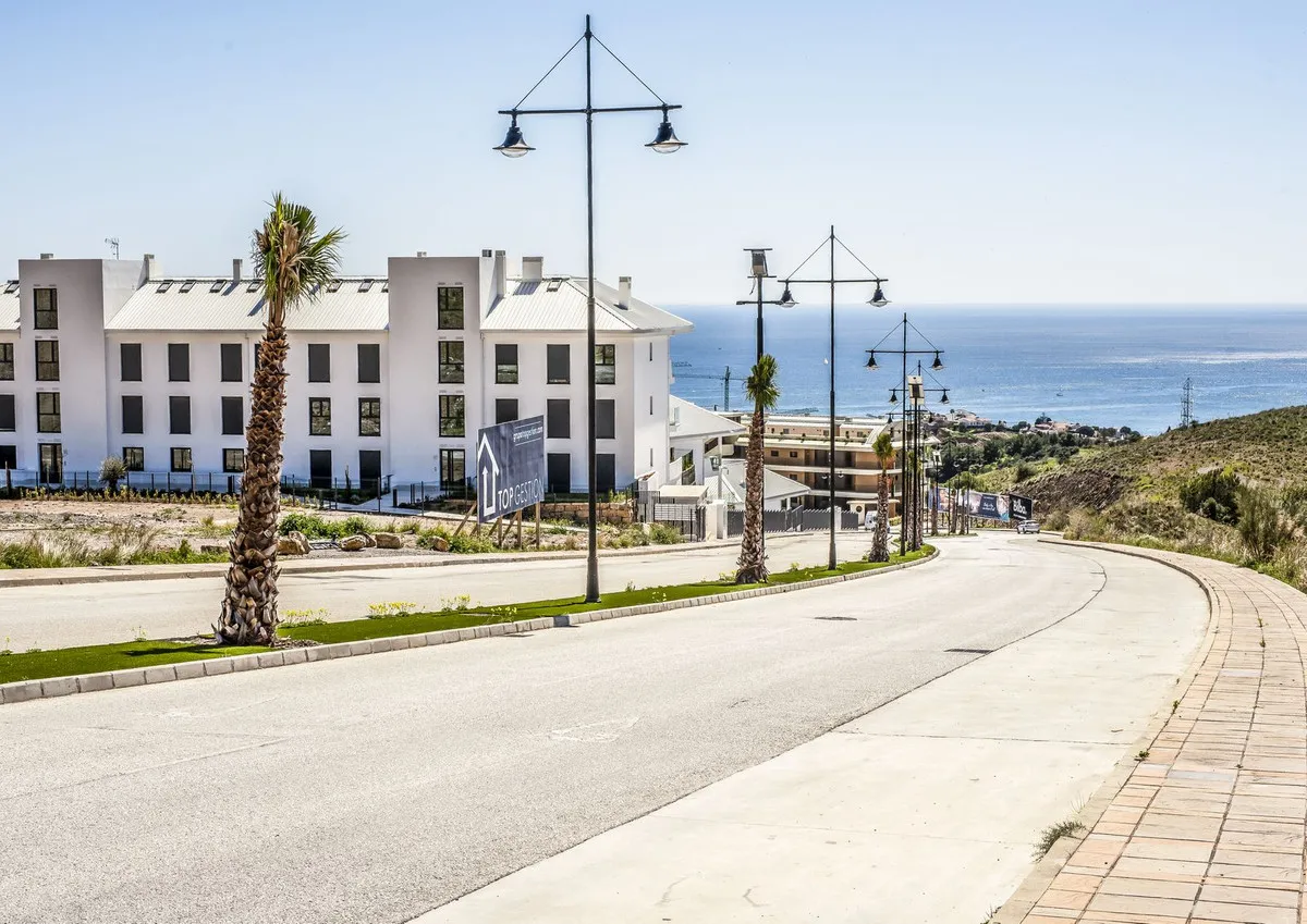 3d070793-4e96-401d-b958-963d564e31bd