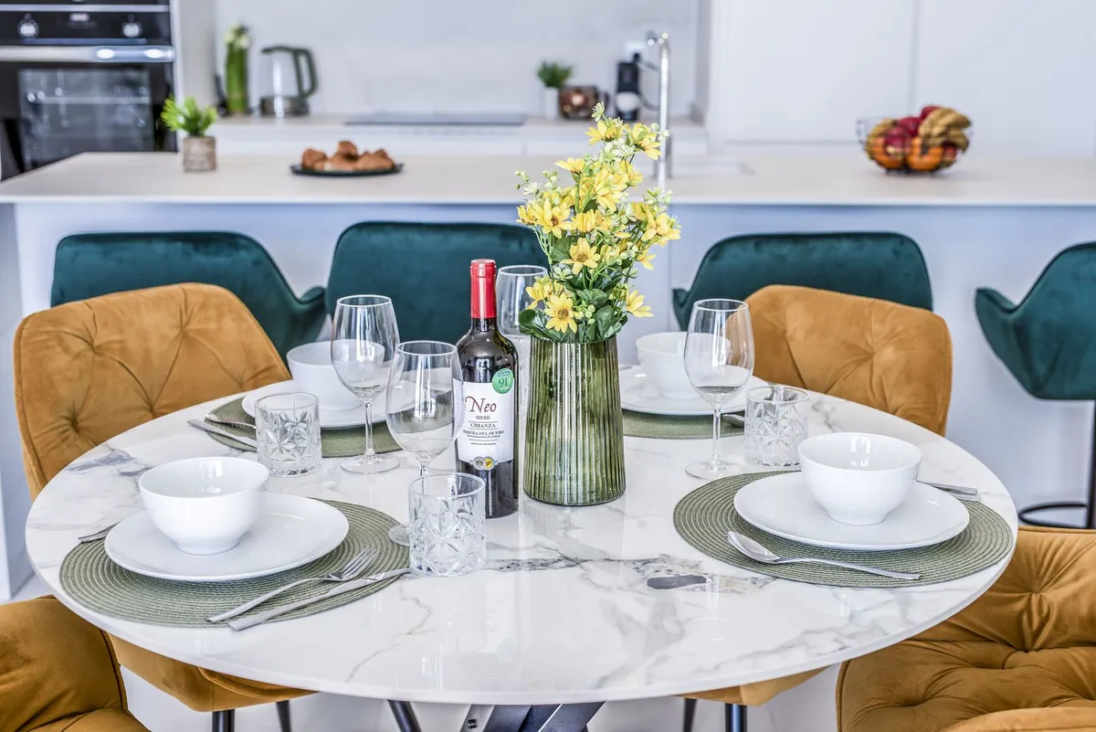 a0a4877e-d331-421d-8e05-92c0f9c96033