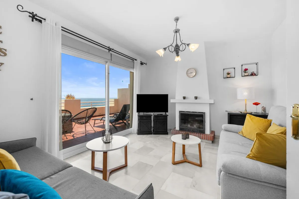 09e1e732-59c7-4045-9cdb-a3331a5674f0