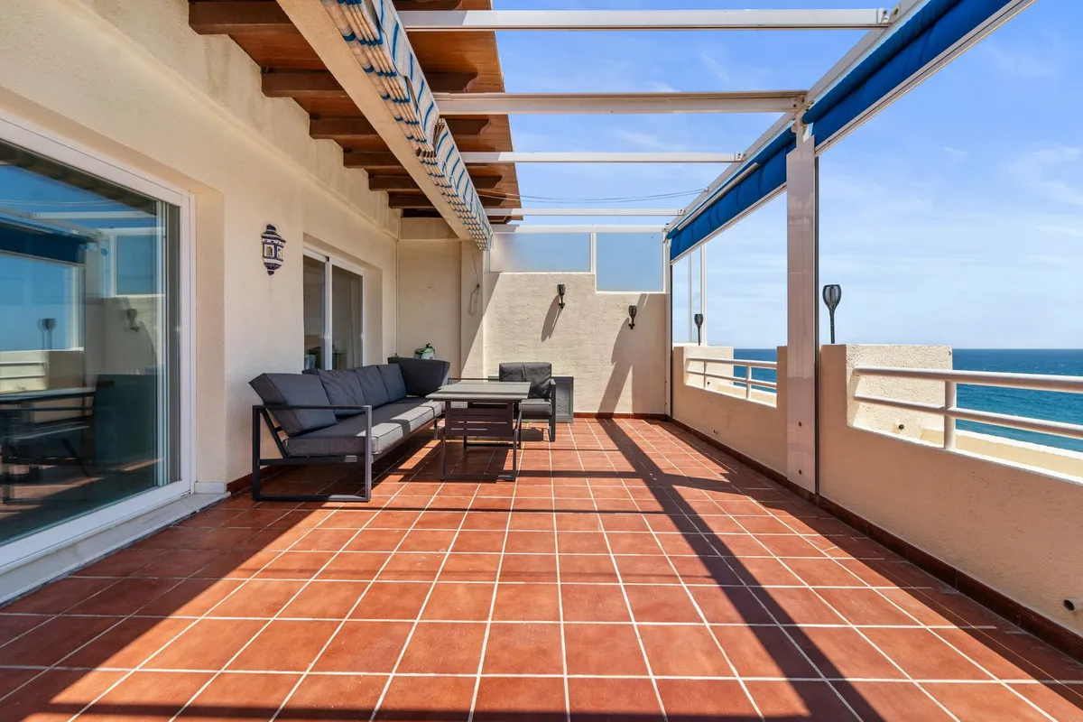 0b8a2da9-74c8-48df-bf9c-489eab932e8a