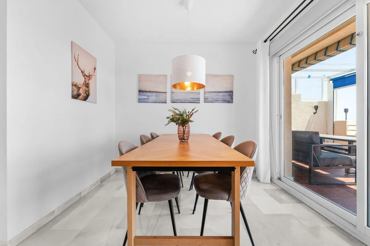 1f49453f-a273-4ac4-a048-3d58506db2f3