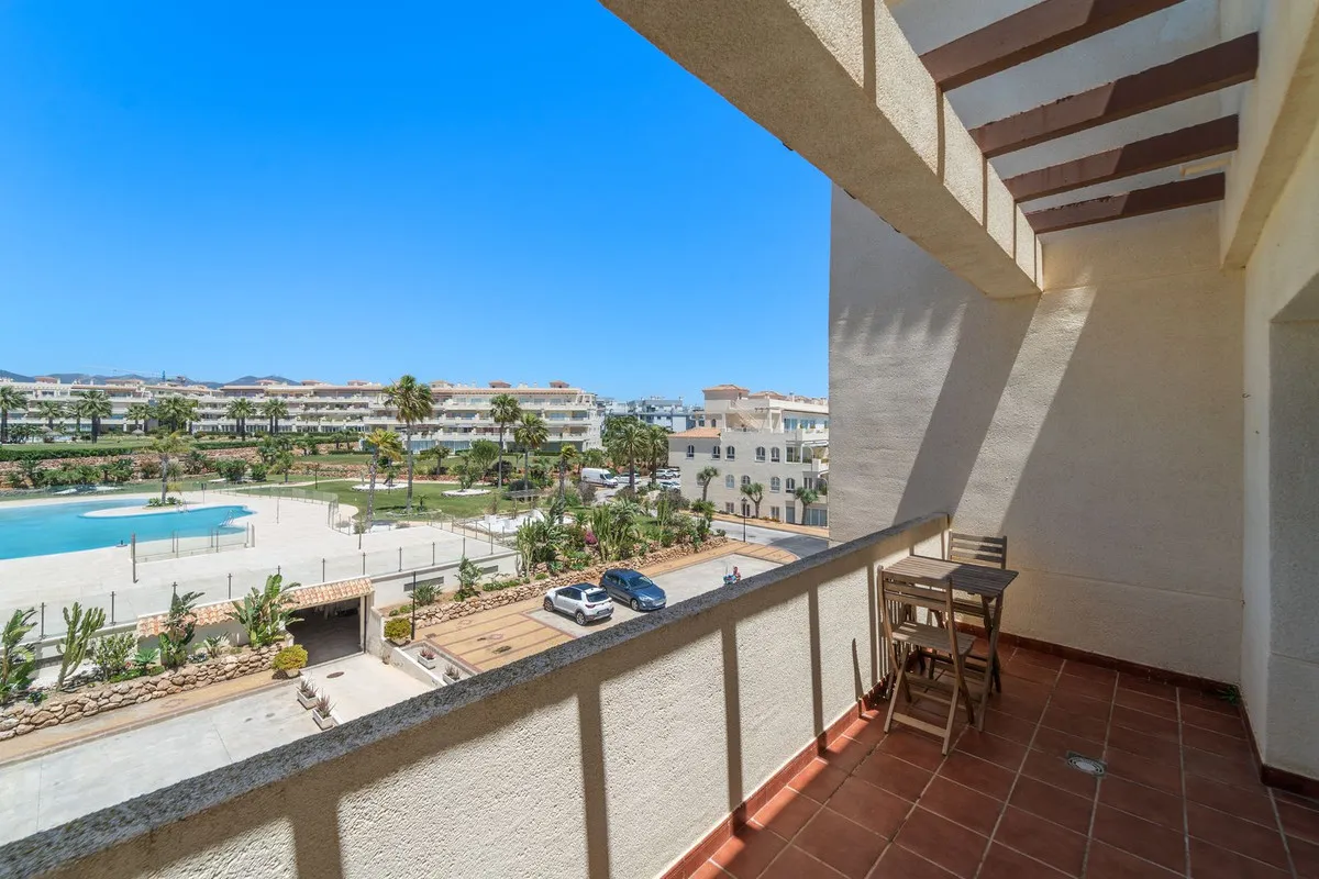 b61e66de-7193-4d7e-aa06-5b6e820a1299