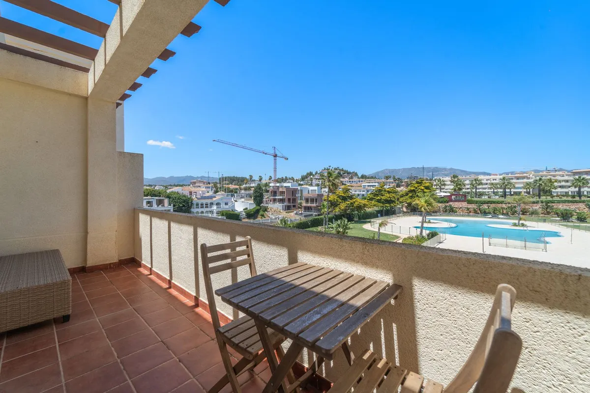 d78b4ad6-a5e7-492d-9a39-e97661d21e62