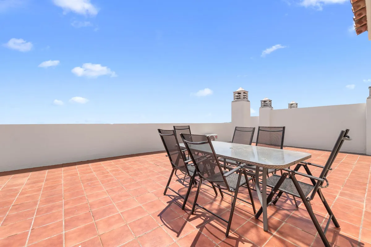 fa1dfbb6-45f2-4e21-8b7c-25e406bd3eb0